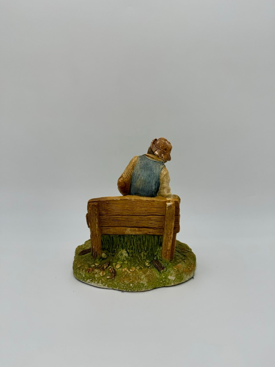 Vintage Naturecraft "Shoe Mender" Figurine Reference No. 805 Made in England